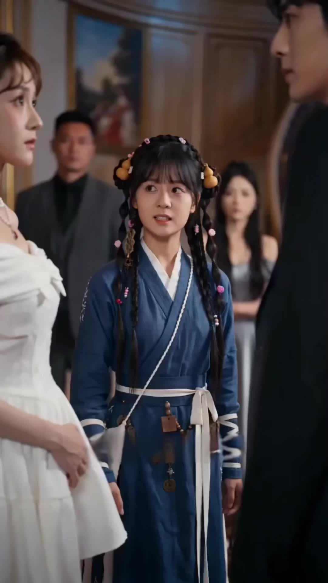 Episode 8 - The "Trash" Heiress Sees Everyone's Fate